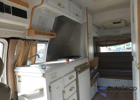 2000 Dodge Ram Van 3500 Conversion from USA, damaged, VIN 2B6LB31Z4YK123272